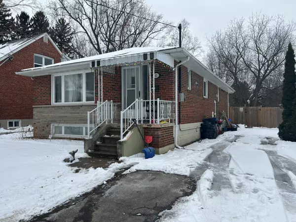 41 Megan AVE, Toronto, ON M1E 4A8