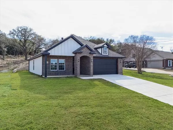 Granbury, TX 76048,1103 Bandera Trail