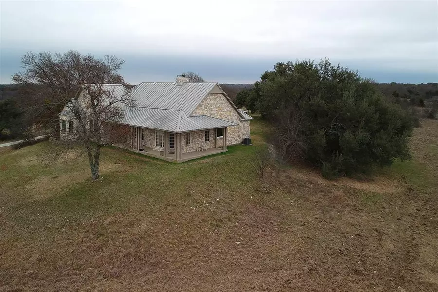 1032 Steadam, Forestburg, TX 76239