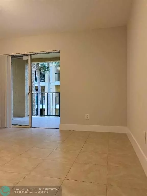 Coral Springs, FL 33071,755 Riverside Dr  #1323