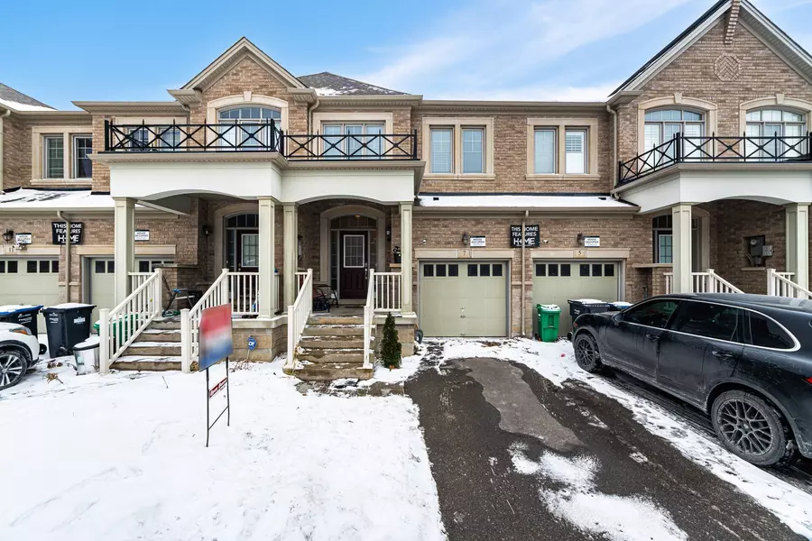 7 Lady Evelyn CRES, Brampton, ON L6Y 6C7