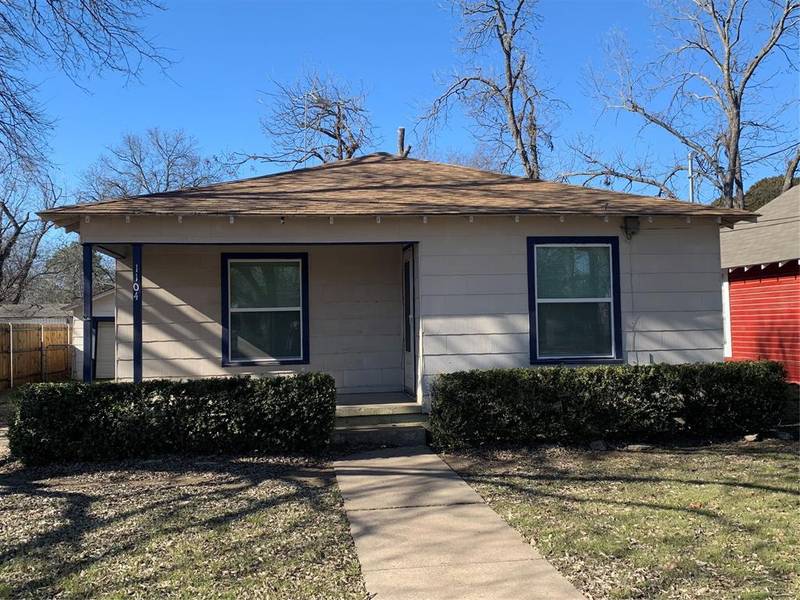 1104 Prairie Avenue, Cleburne, TX 76033