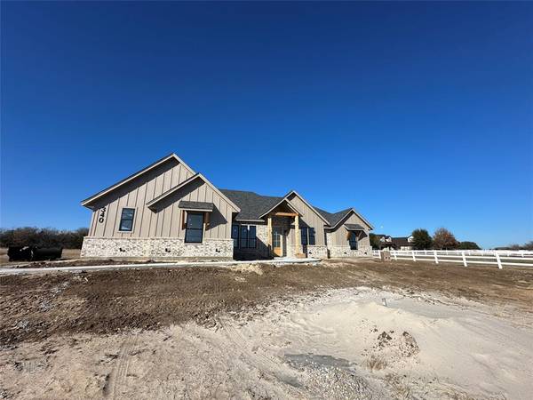 3406 Farm Land Court, Granbury, TX 76048