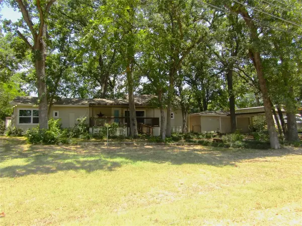 150 Tanglewood Drive, Mabank, TX 75156