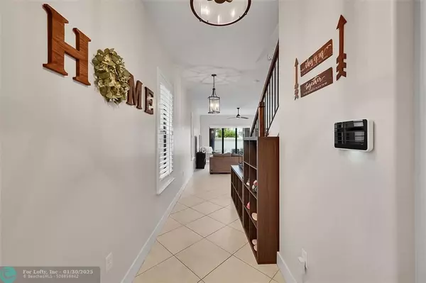 Hialeah, FL 33018,3560 W 96th Pl