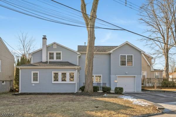 49 Riverside Dr, Denville Twp., NJ 07834