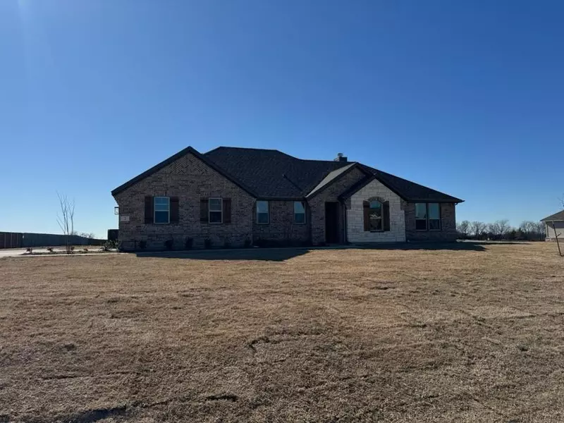 2 Louis Road, Tom Bean, TX 75489