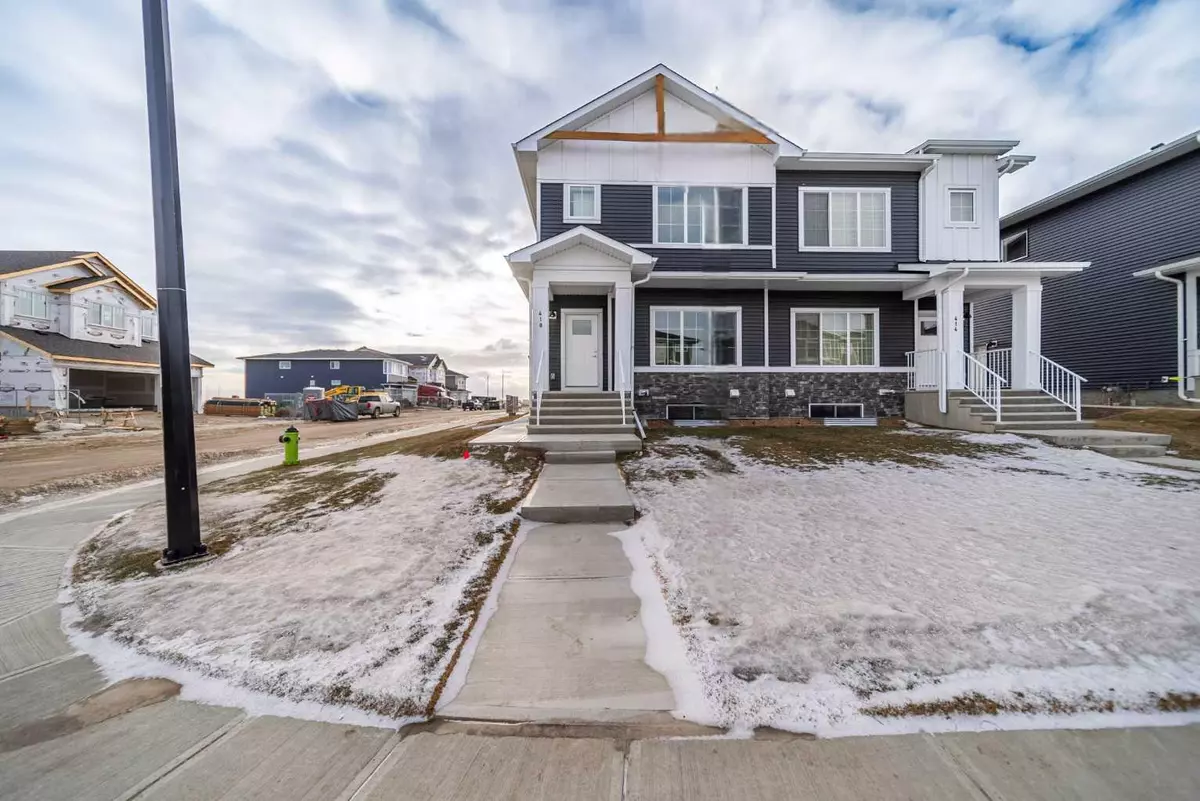 Chestermere, AB T1X 2V3,410 Chelsea Key