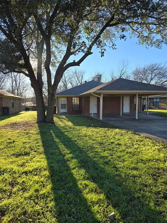 407 Rockcrest Drive #A, Cleburne, TX 76033