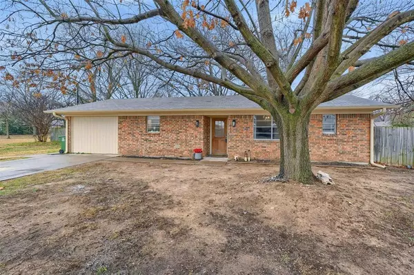 Collinsville, TX 76233,616 Elder Street