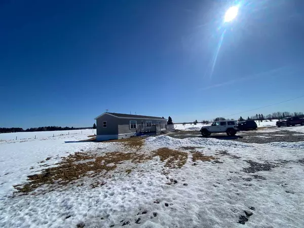 33035 Range Road 60, Rural Mountain View County, AB T0M 1X0