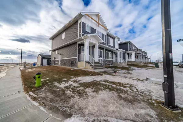 Chestermere, AB T1X 2V3,410 Chelsea Key