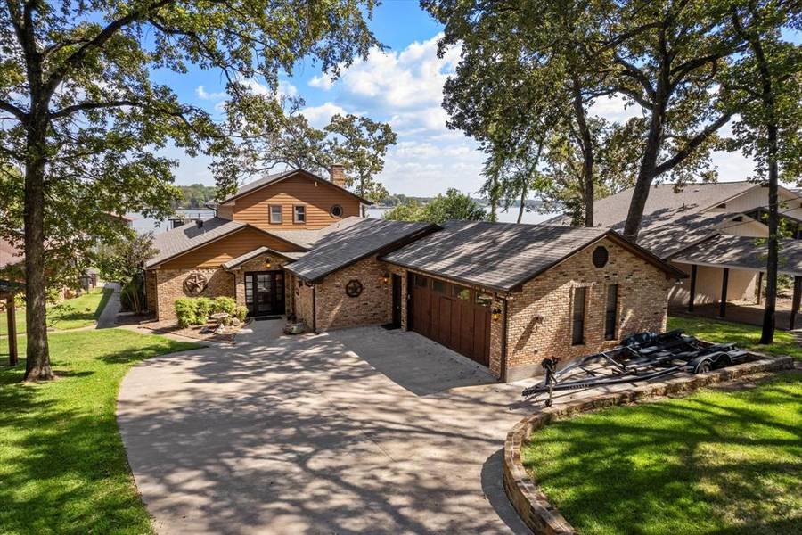 169 Deer Island Road, Mabank, TX 75156