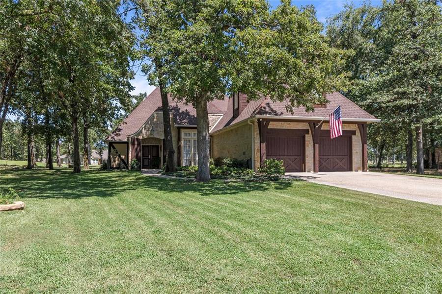 257 Saint Andrews Drive E, Mabank, TX 75156