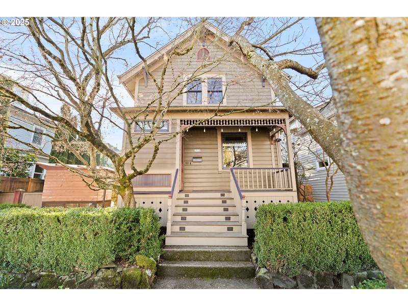 3544 SE SALMON ST, Portland, OR 97214