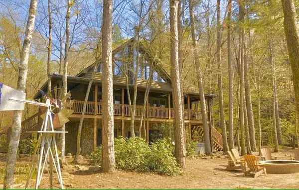 239 Echo Lane, Ellijay, GA 30540