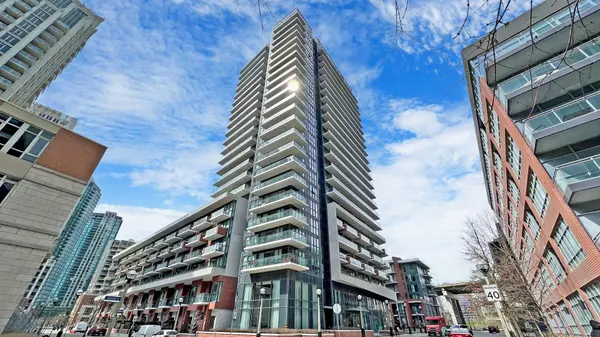 38 Iannnuzzi ST #726, Toronto C01, ON M5V 0S2