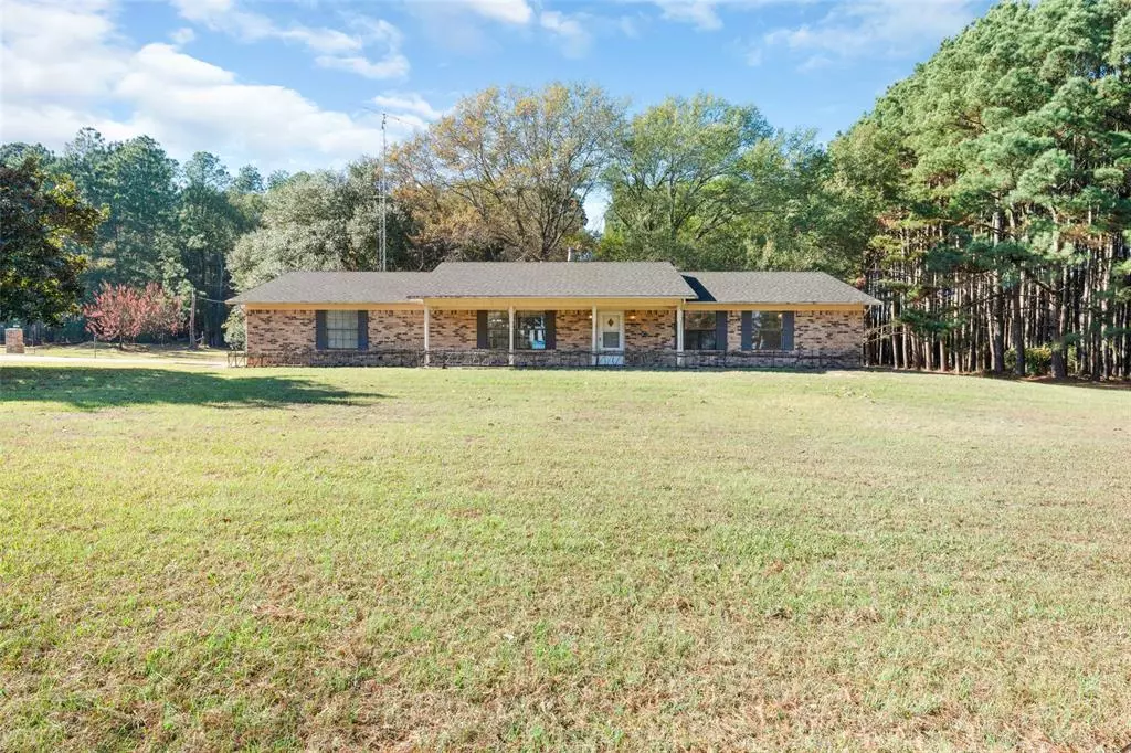 Mineola, TX 75773,150 County Road 2325