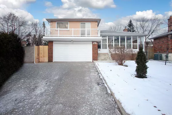 Mississauga, ON L4Y 3N5,3651 Broomhill CRES