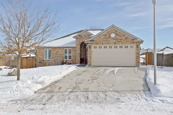 London, ON N6K 4W1,820 Crestly PL