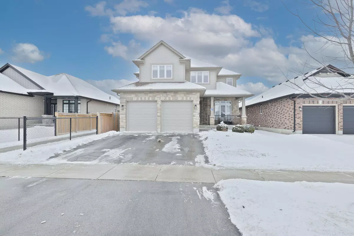 Elgin, ON N5R 0H9,38 Ashberry PL