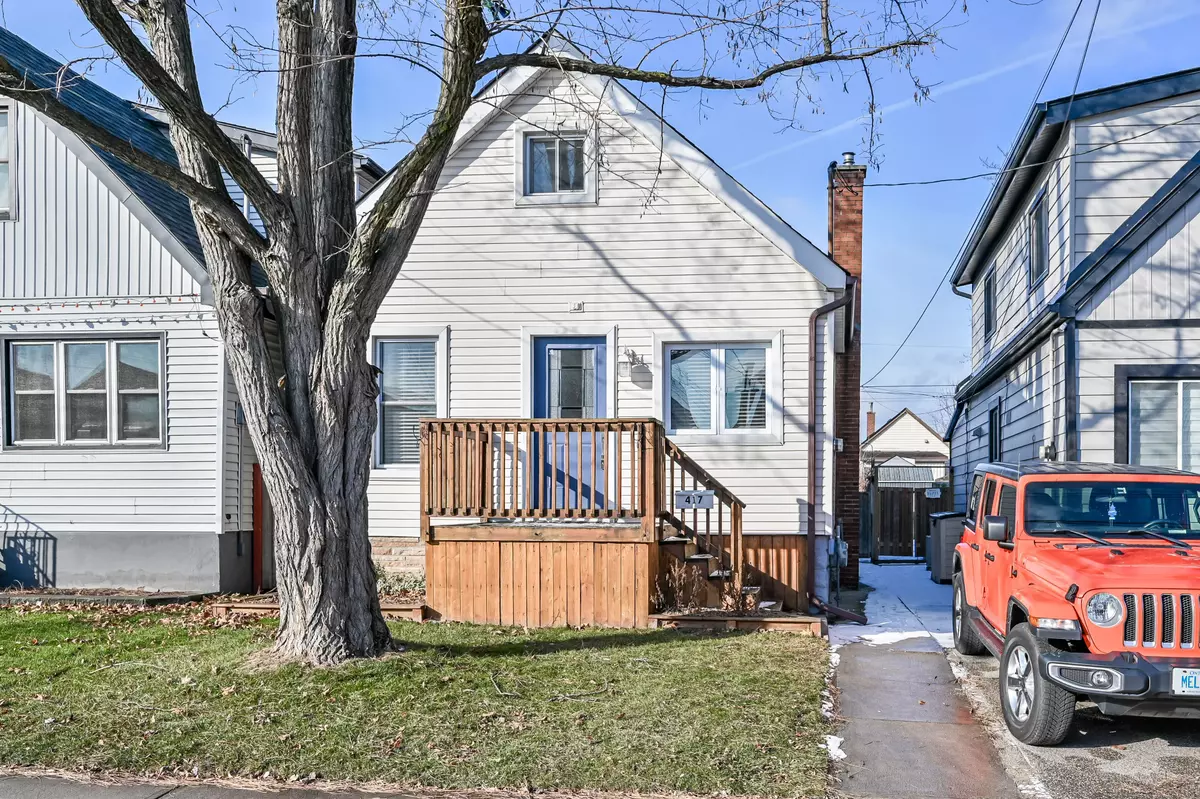 Hamilton, ON L8H 5K3,417 Paling AVE