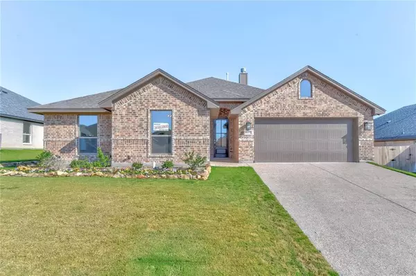 6817 Trail Rock, Benbrook, TX 76126