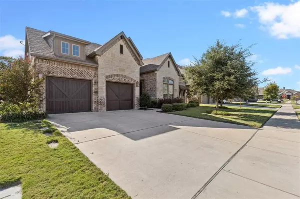 Burleson, TX 76028,245 Prairie Oak Court