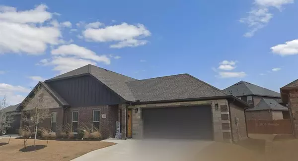 1028 Skyview Court, Midlothian, TX 76065