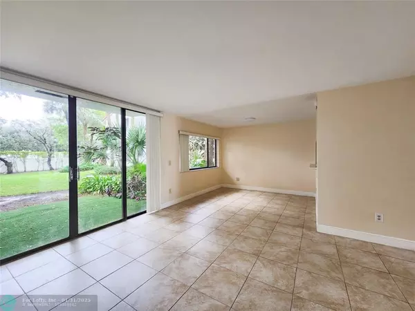 Plantation, FL 33325,11525 Terra Bella Blvd  #11525