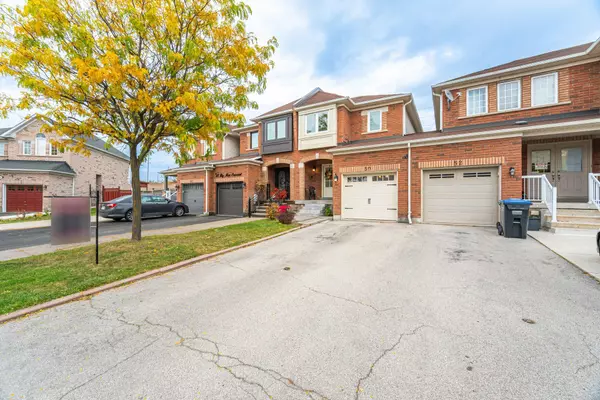 Brampton, ON L6P 1J7,50 Big Moe CRES