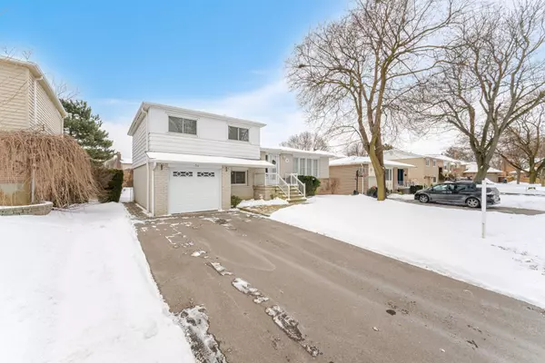 Brampton, ON L6Y 1B2,34 Parkend AVE