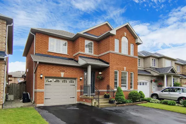 Oakville, ON L6M 3W8,2144 Golden Orchard TRL