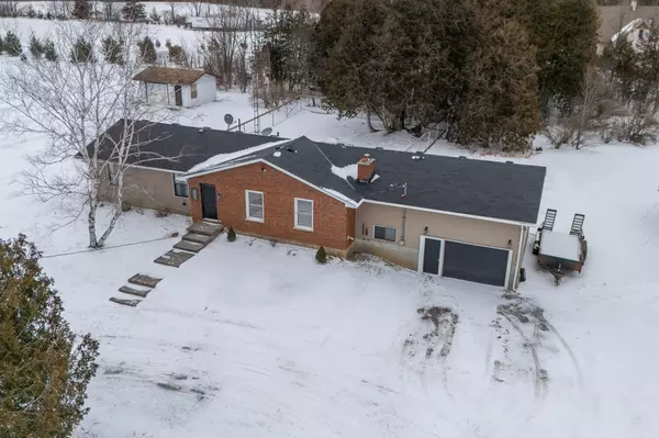 43 Pine Grove RD, Greater Napanee, ON K0K 2W0