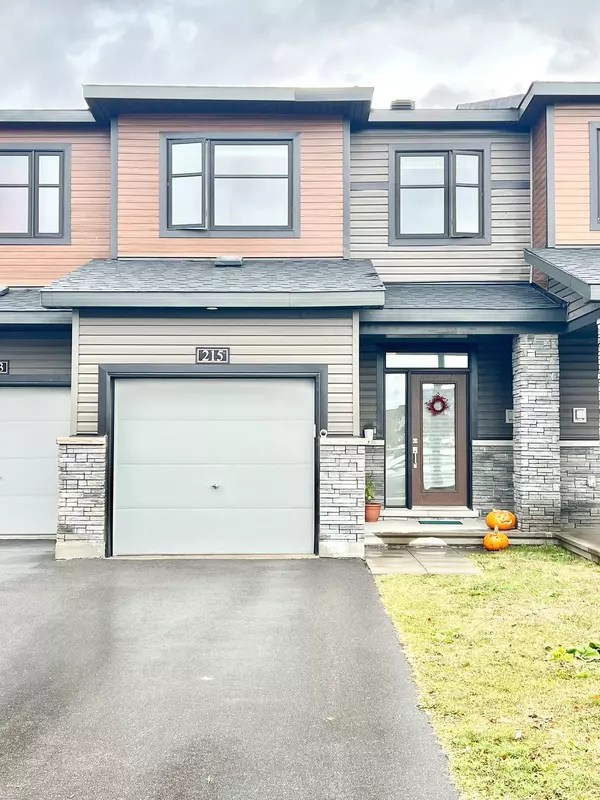 215 CLONRUSH WAY, Kanata, ON K2T 0P7