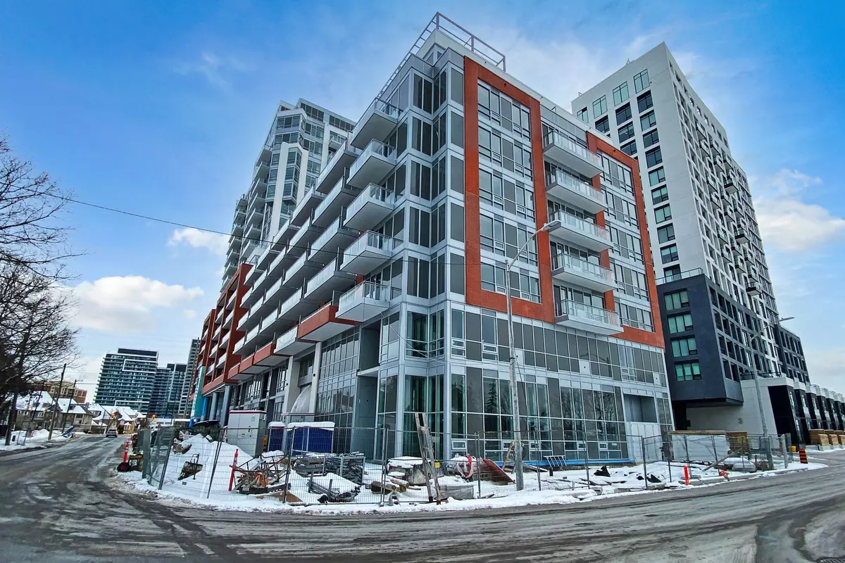 Richmond Hill, ON L4C 5V6,8888 Yonge ST #217