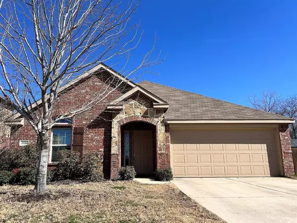 2104 Eppright Drive, Little Elm, TX 75068