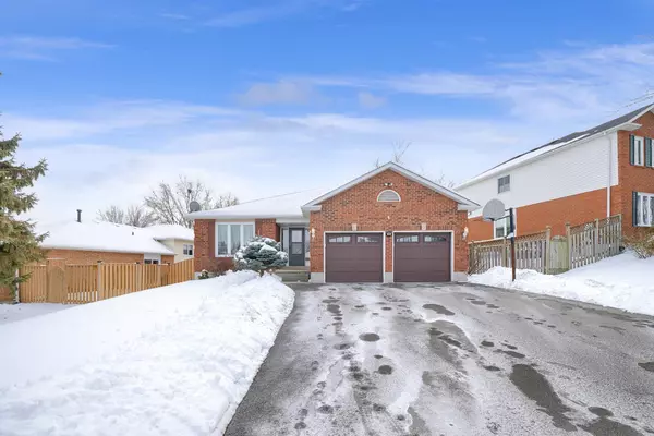 Clarington, ON L1B 1G2,28 Foster Creek DR