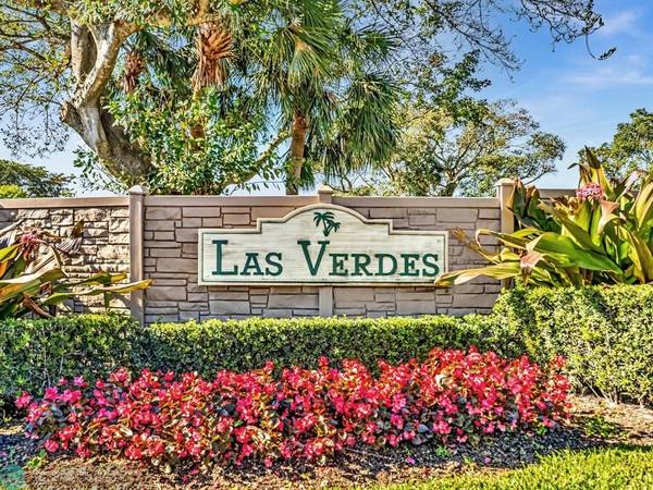 Delray Beach, FL 33484,5250 Las Verdes Cir  #224