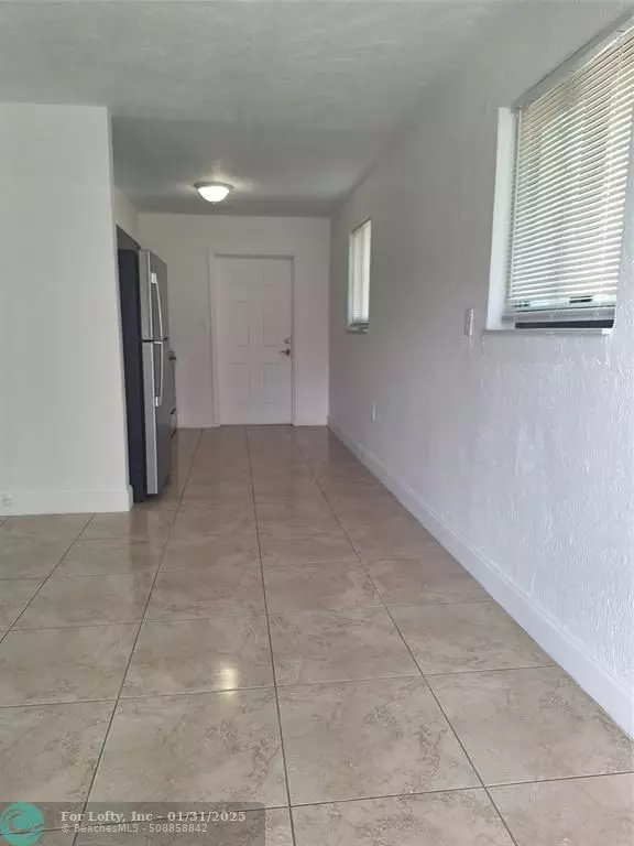 Hallandale Beach, FL 33009,506 NW 7th Ct