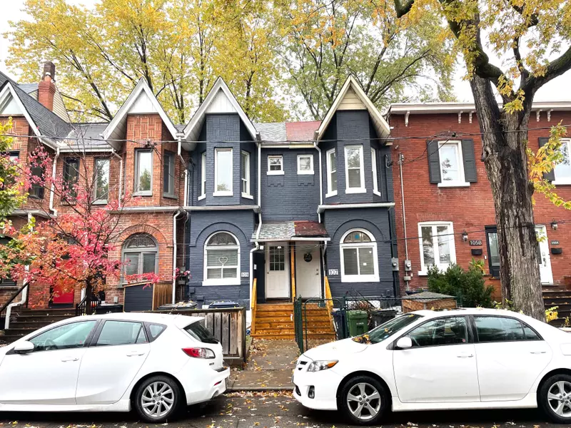 107 Pape AVE #Upper, Toronto E01, ON M4M 2V7