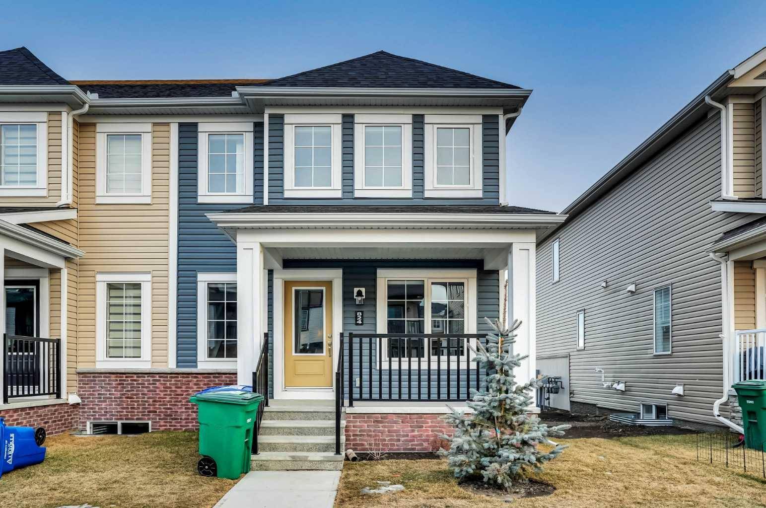 Airdrie, AB T4B 5J5,824 Windbury ST SW