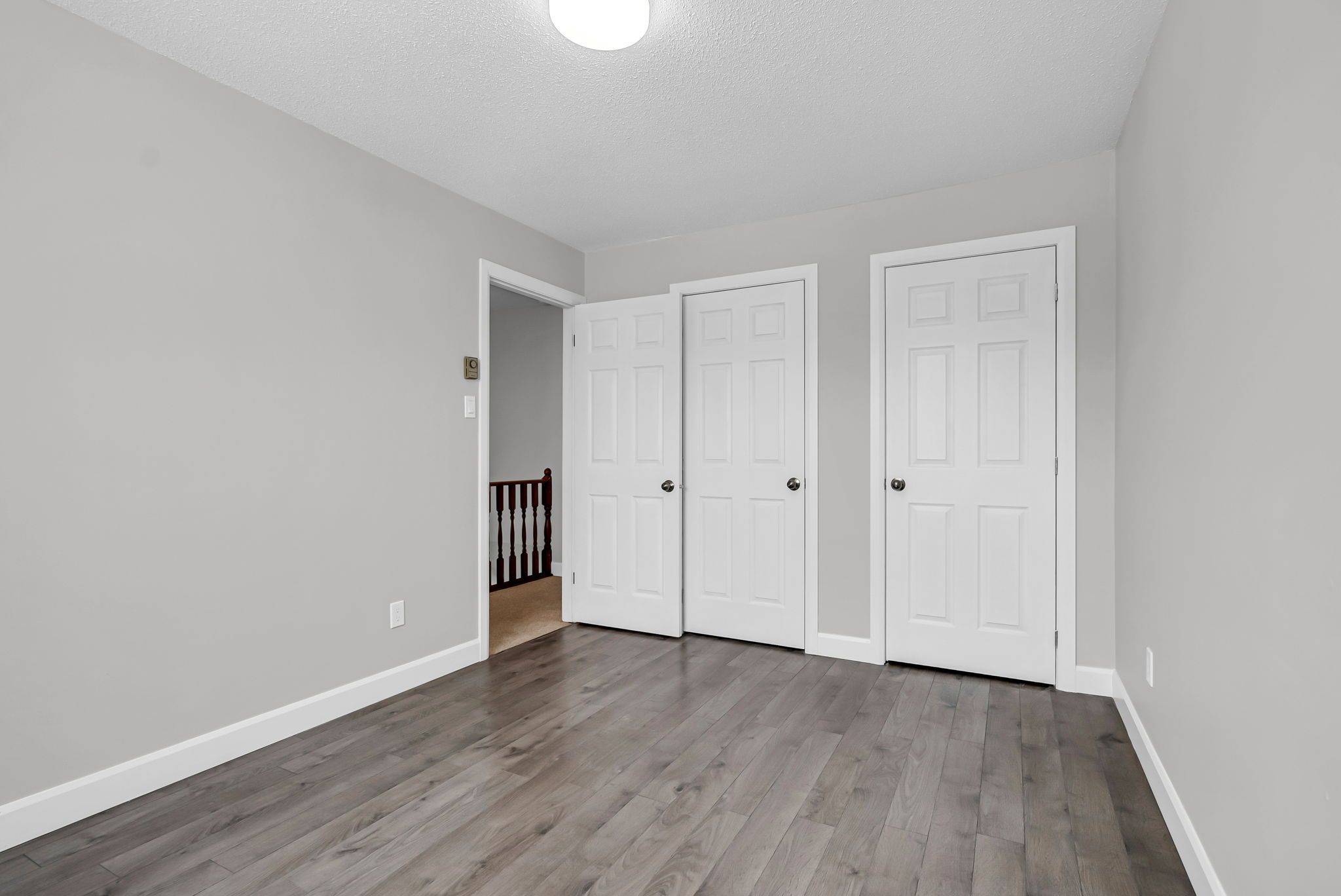 Cornwall, ON K6J 5H8,214 Meadowvale CRES