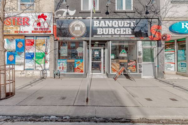 940 Bloor ST, Toronto W02, ON M6H 1L4