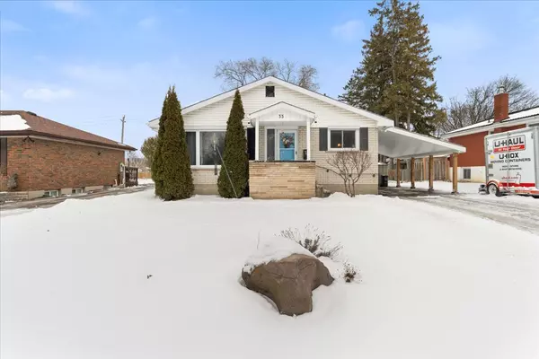 33 Village DR, Belleville, ON K8P 4K2