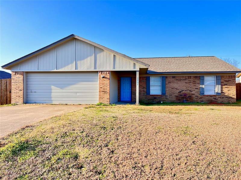 1807 Dogwood Trail, Corsicana, TX 75110