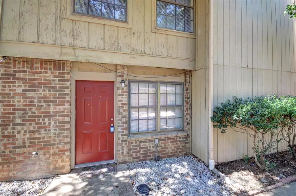 Keller, TX 76248,740 Bluebonnet Drive #C