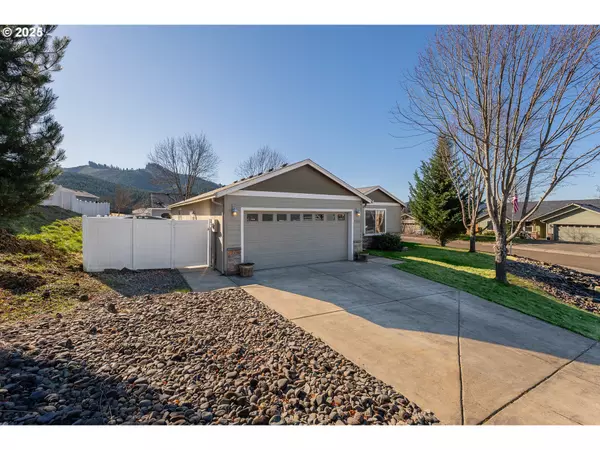 Sutherlin, OR 97479,632 VALLEY VISTA ST