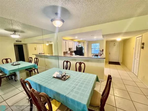 Pompano Beach, FL 33069,804 Cypress Blvd  #106