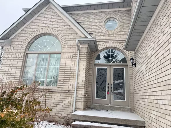 Markham, ON L3S 3P9,65 Boxwood CRES